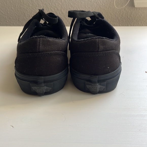 Unisex Low top Canvas Vans - Picture 3 of 4